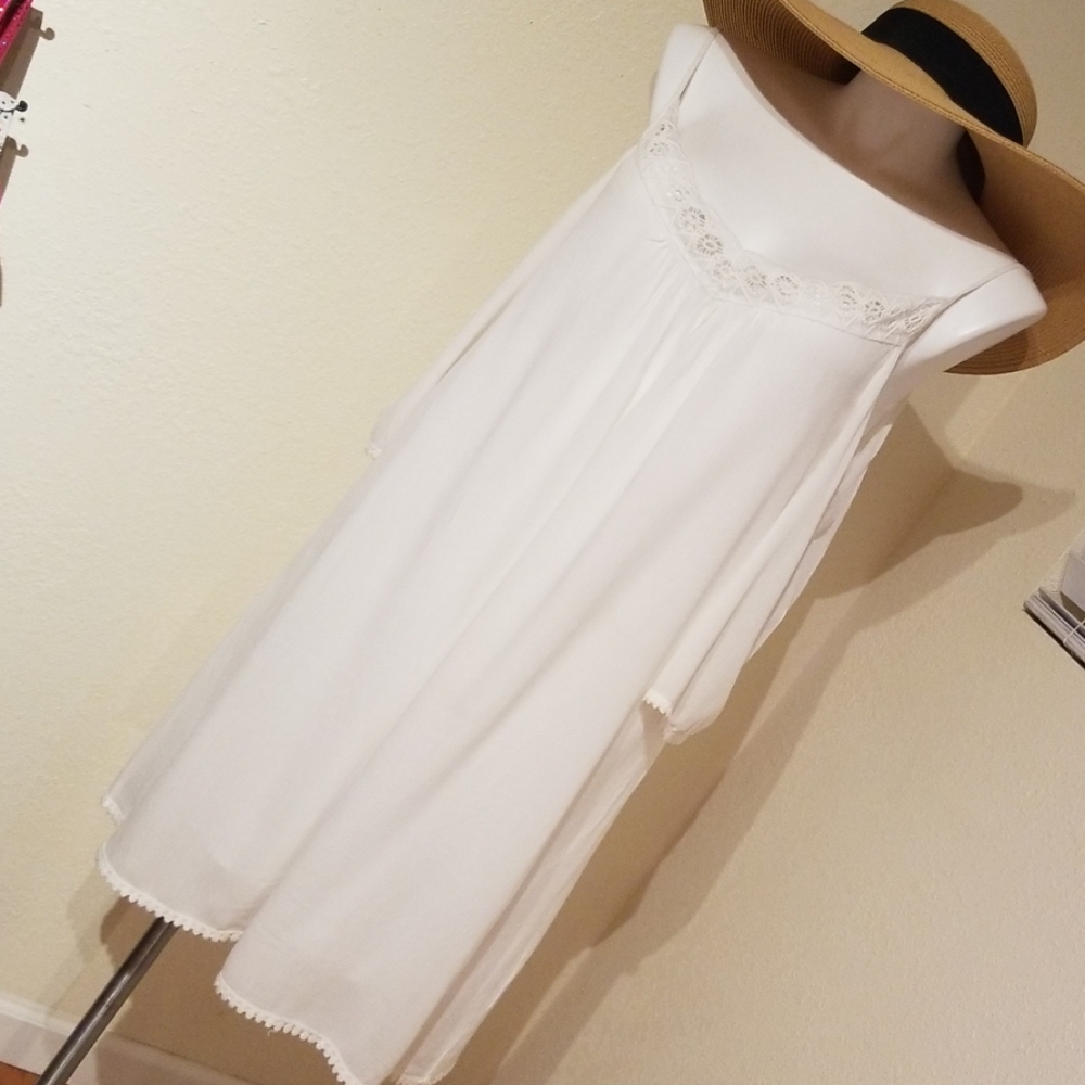 1x‎ naif white dress new cold shoulder